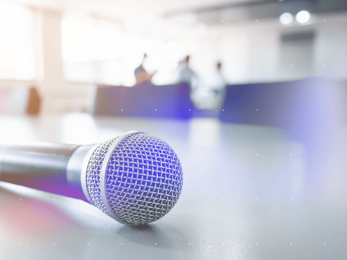 Plateforme d’événements illustrant l’inscription à des événements en personne et en ligne