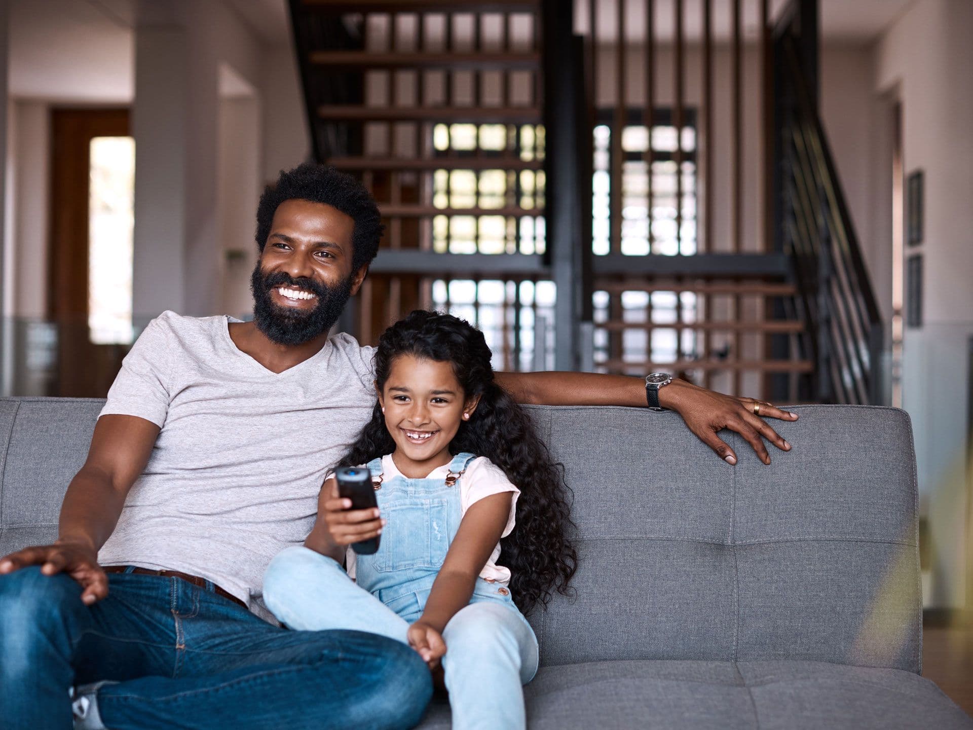 Solution pour le secteur des médias montrant l’unification des données clients